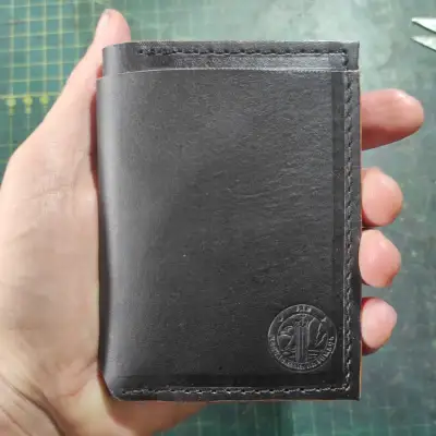 GVFO STORE | Produtos Temáticos de Aviação Militar — Carteira Personalizada de Couro Modelo 2