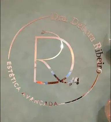 Dra. DÉBORA RIBEIRO | Estética Avançada